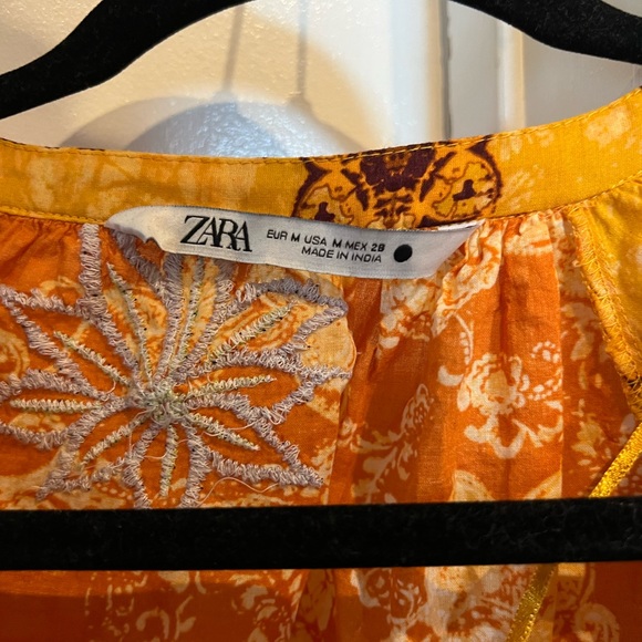 Zara Embroidered Printed Blouse Size Medium Perfect Condition - Picture 6 of 6